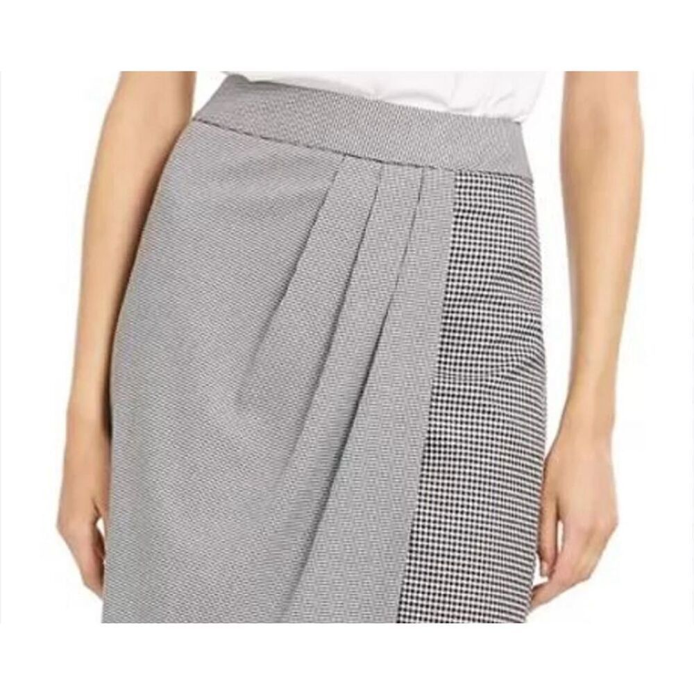 Calvin Klein 4 houndstooth plaid black and white pleated swoop front lined penci